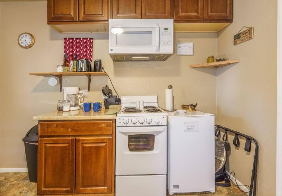 Acorn Cottage - Hidden Gem In Green Heaven, Getaway To Bass Lake & Yosemite โอกเฮิร์สต์ ภายนอก รูปภาพ